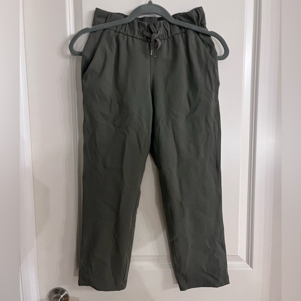 Lululemon On the Fly Joggers - Picture 2 of 3